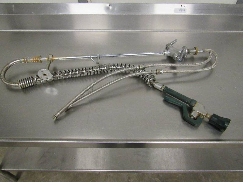 lot 819 image: Pre Wash Wand Attachment Assembly