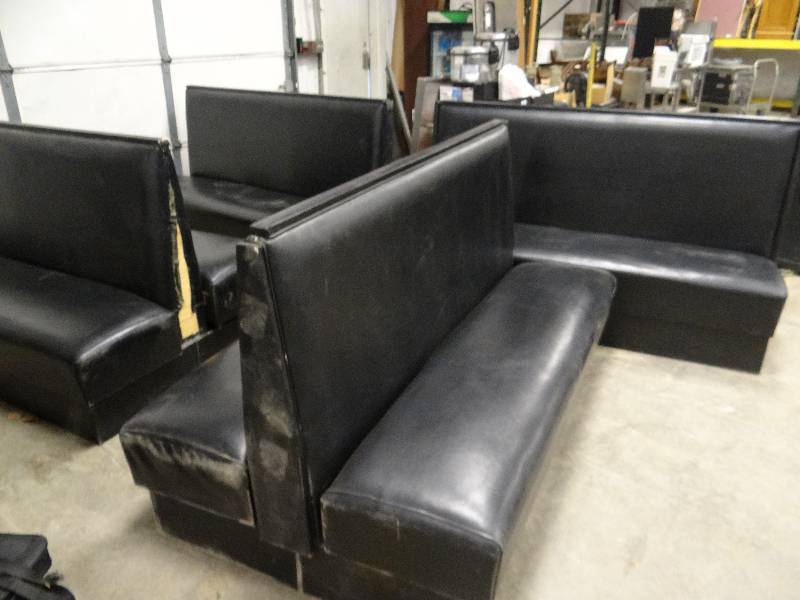 lot 702 image: Large Lot of Black Vinyl Padded Finished Back Double Booth Seating
