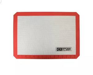 lot 1736 image: Range Kleen Half-Sheet Silicone Baking Mat by Range Kleen