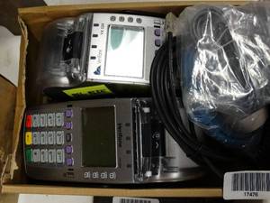lot 17476 image: Lot of 3 Verifone Vx520  Credit Card Machine