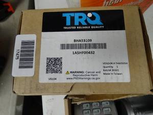 lot 17475 image: TRQ Wheel Bearing 1ASHFOO432