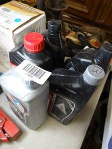lot 17479 image: Automotive Fluids Lot