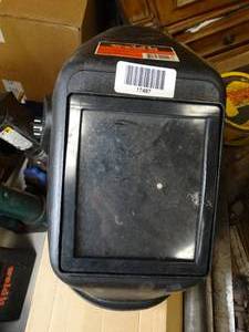 lot 17487 image: Hobart Welding Helmet