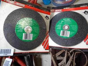 lot 17495 image: (2) 7 Masonry Saw Blade
