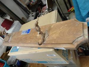 lot 17597 image: Coat Rack