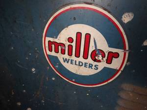 lot 17604 image: Miller Econo Twin HF Welder