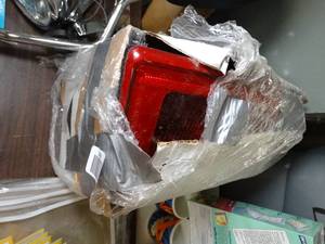 lot 17632 image: Saturn Automotive Parts  Handles  Taillight & More