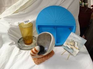 lot 17650 image: Glass Ashtray  Home Decor Lot