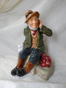 lot 17768 image: Royal Dalton Owd Willum HR 2042