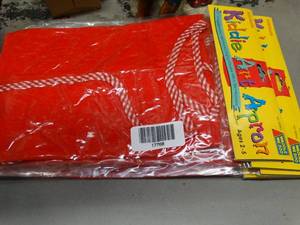 lot 17769 image: Stack of Kids Art Aprons