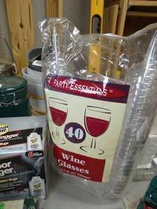 lot 17783 image: Bag of Party Essentials 40 - Wine Glasses