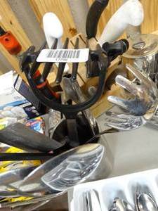 lot 17792 image: Kitchen Knives and Serving - Mixing Spoons and More