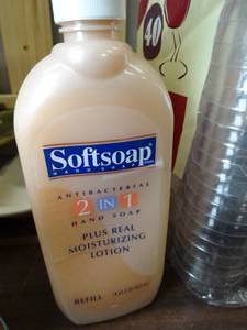 lot 17804 image: Softsoaps Antibacterial Soap and Lotion