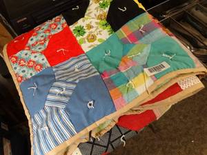 lot 17850 image: Scrappy Quilt