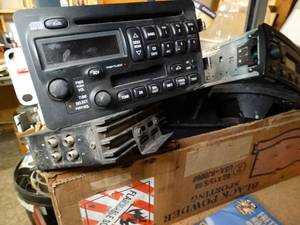 lot 17754 image: Automotive Stereo Equipment