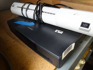lot 17746 image: Small Canon Printer and Misc Shredder
