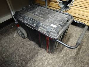 lot 17717 image: Husky 2 Wheel Cart