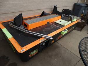 lot 1144 image: Dynamo Comet Air Hockey Table