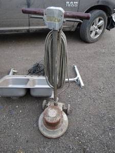 lot 1182 image: Holt Floor Buffer