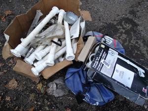 lot 1195 image: Lot of Plastic Plumbing
