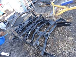 lot 1964 image: Lot of Trailer Hitches