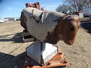 lot 1965 image: Commercial mechanical Bull- Club Bull riding machine