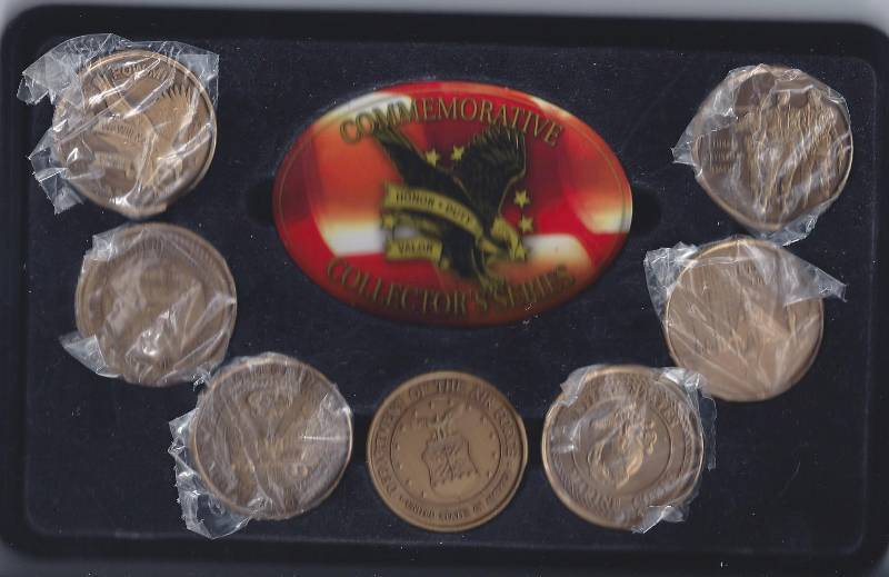 lot 1349 image: Commemorative Collectors Series