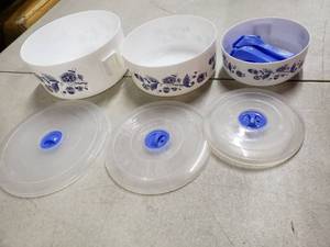 lot 5162 image: Set of 3 Microwave Pressure Steamer Bowls with Handle and Lids