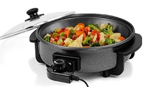 lot 5117 image: Ovente Electric Skillet