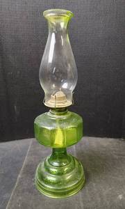 lot 108 image: Vintage Oil Lamp