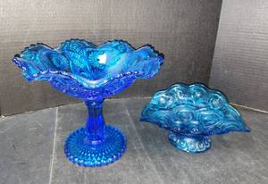 lot 160 image: Blue Glassware