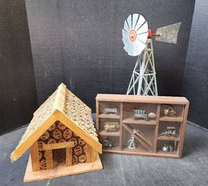 lot 169 image: Home Decor