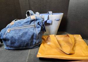 lot 183 image: Handbags