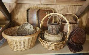 lot 201 image: Baskets