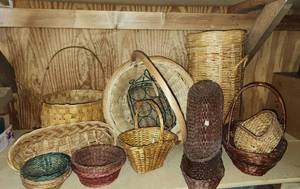 lot 204 image: Baskets
