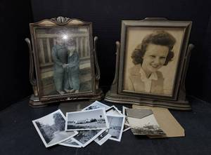 lot 222 image: Vintage Black and White Photos