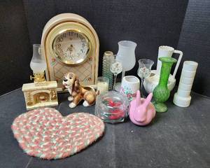 lot 269 image: Vintage Home Decor