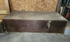 lot 405 image: Storage Crate 77x33x22 (Very Heavy Bring Help to Load)
