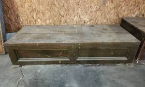 lot 406 image: Storage Crate 77x30x18 (Very Heavy Bring Help to Load)