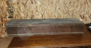 lot 451 image: Neat Storage Box (needs new hardware) 45.5x9.5x7.5