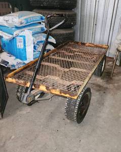 lot 493 image: Large Metal Wagon (flat tires) 24x48x15