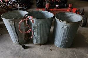 lot 522 image: (3) Galvanized Trashcans
