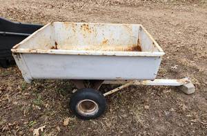 lot 524 image: Garden Trailer 62 Front to Back (box is 42x36x26) Tail Gate Comes Off and Has Tilt