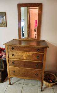 lot 11 image: Dresser with Mirror 32x18x70 (Located in basement)