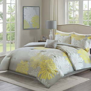 lot 52451 image: Comfort Spaces Enya Floral Design 5-Piece YellowGrey Comforter Set Queen