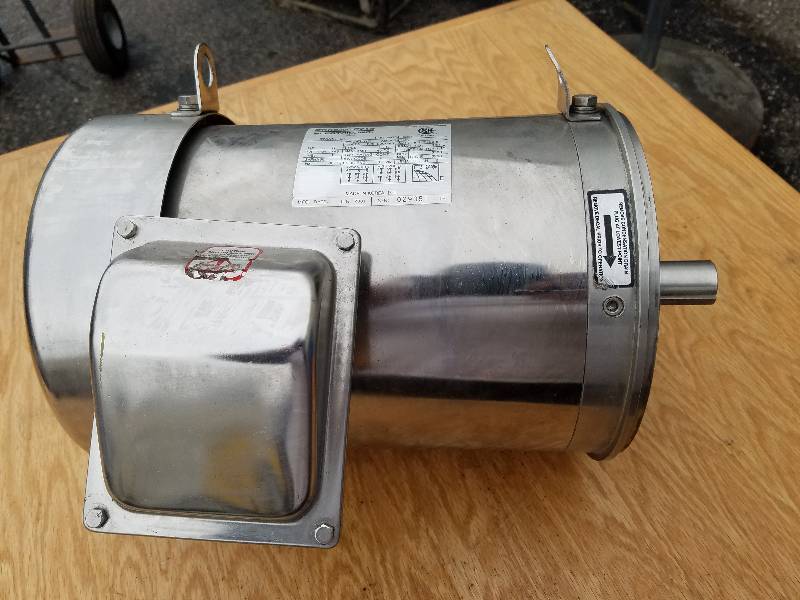 lot 19 image: Sterling Electric Stainless Washdown Motor 3HP