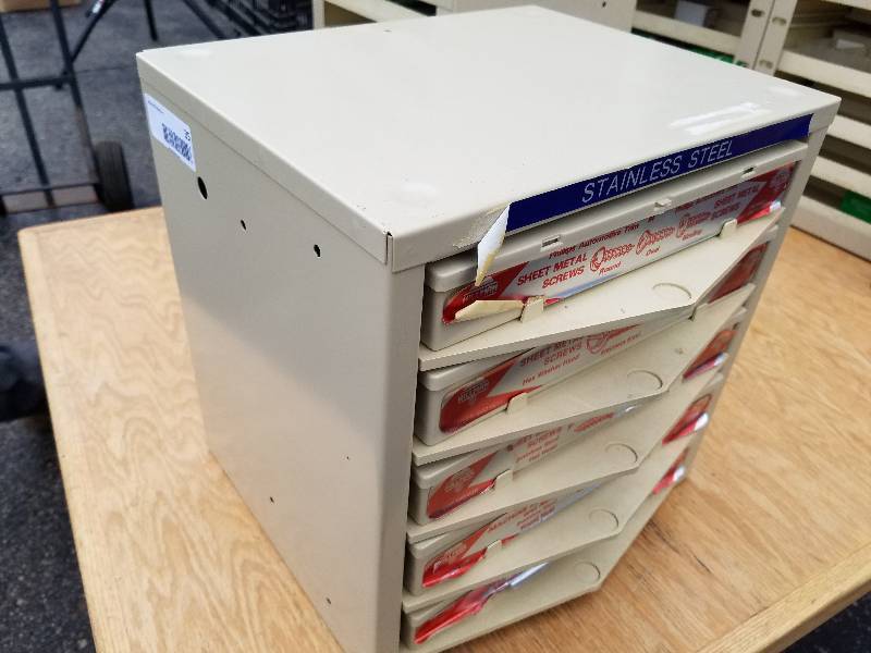 lot 35 image: Hillman 5 Drawer Hardware Bin