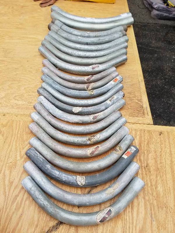 lot 64 image: Conduit 90 Degree Elbows (21)