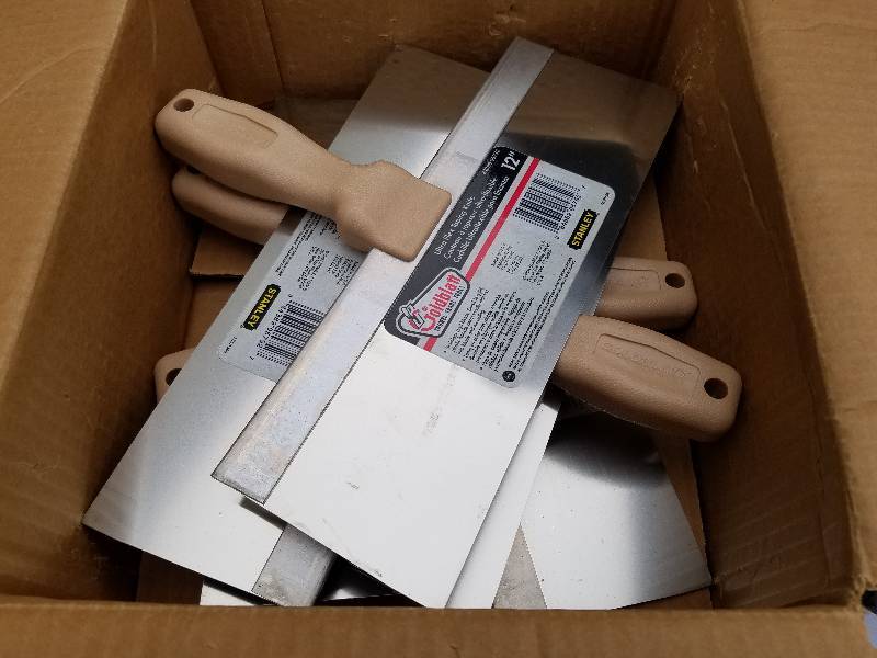 lot 81 image: Goldblatt 12 Stainless Drywall Knives Qty. 6