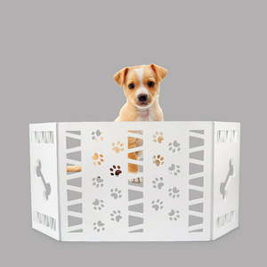 lot 100356 image: Hoovy Freestanding Decorative Pet Gate Folding & Extending Dog & Puppy Gate.